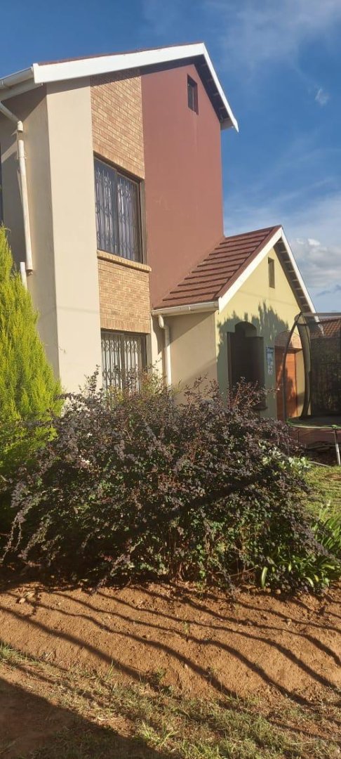 3 Bedroom Property for Sale in Mandela View Free State